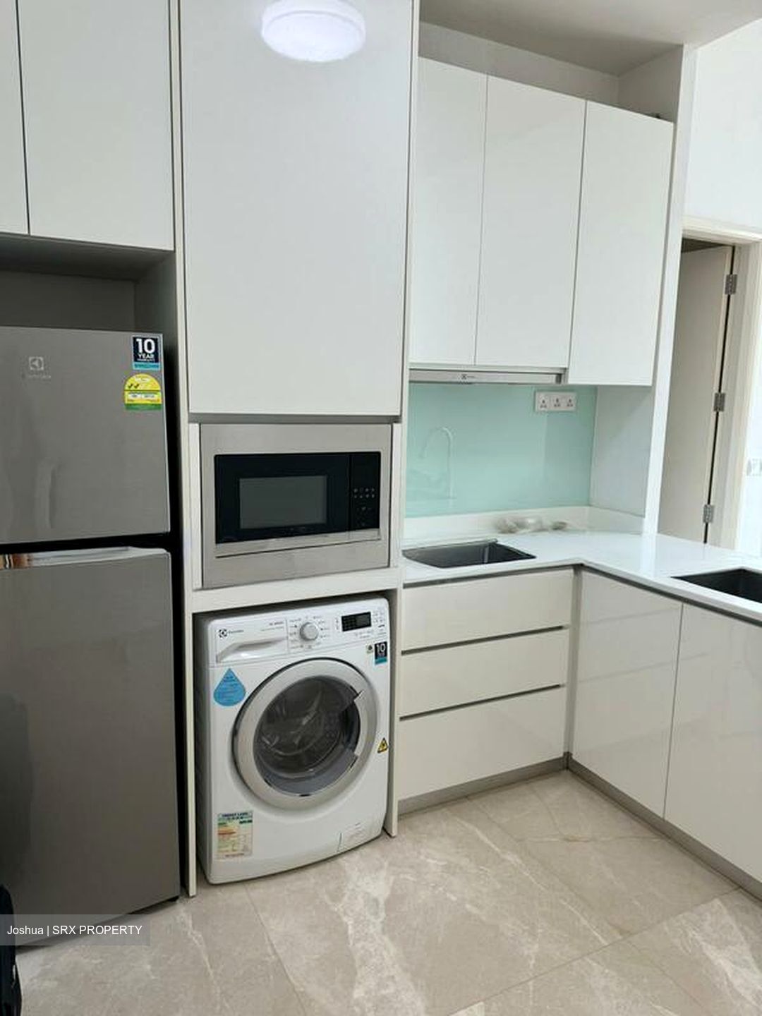 Kingsford . Hillview Peak (D23), Condominium #503530281